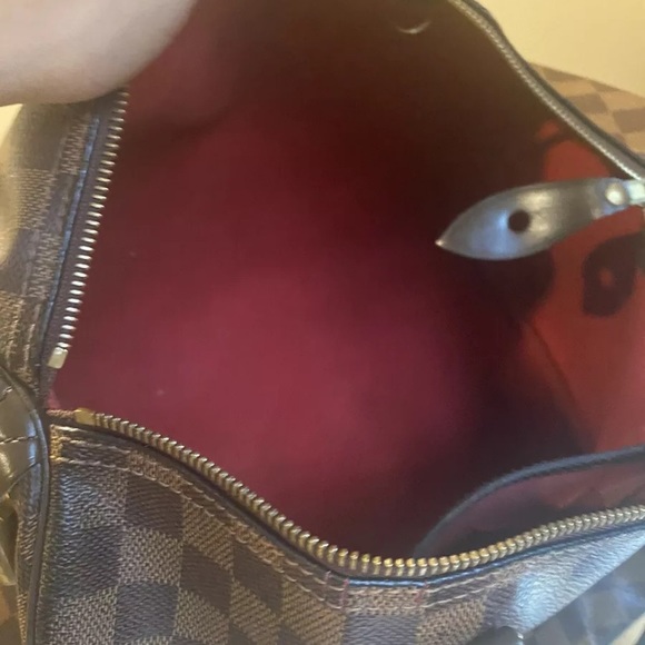 Authentic Louis Vuitton Speedy 35 Damier - Picture 6 of 9